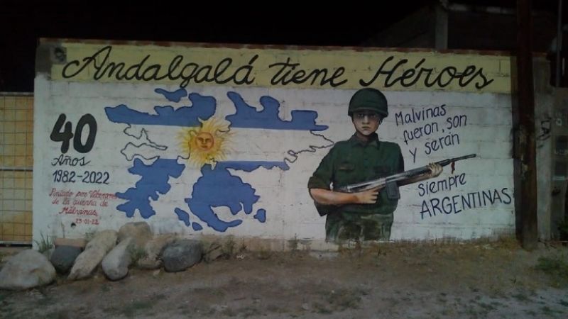 Mural por la memoria activa por los 40 años de Malvinas