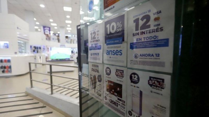 Aceleran diálogo con los bancos para renovar el programa Ahora 12