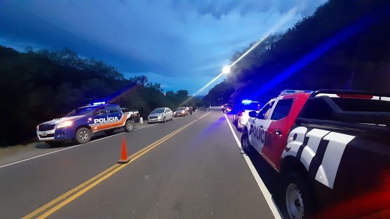 Crecida mortal: confirman un deceso y buscan a otra persona