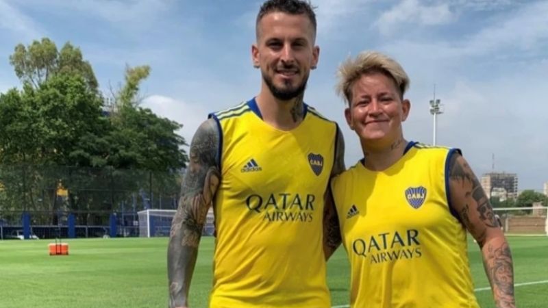 Benedetto afuera del banco para la final con San Lorenzo