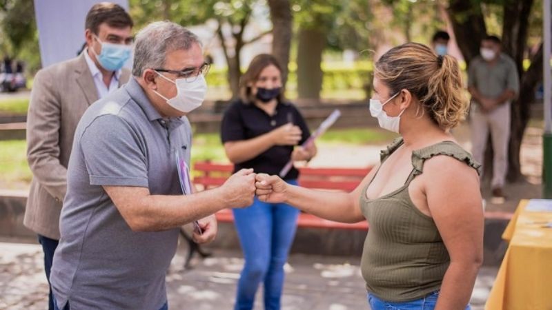 El Gobernador recorrió campos productivos del Valle Central y el Este