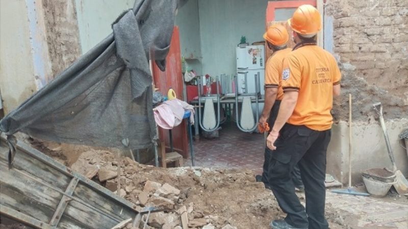 Vivienda sufrió el derrumbe de una pared de adobe