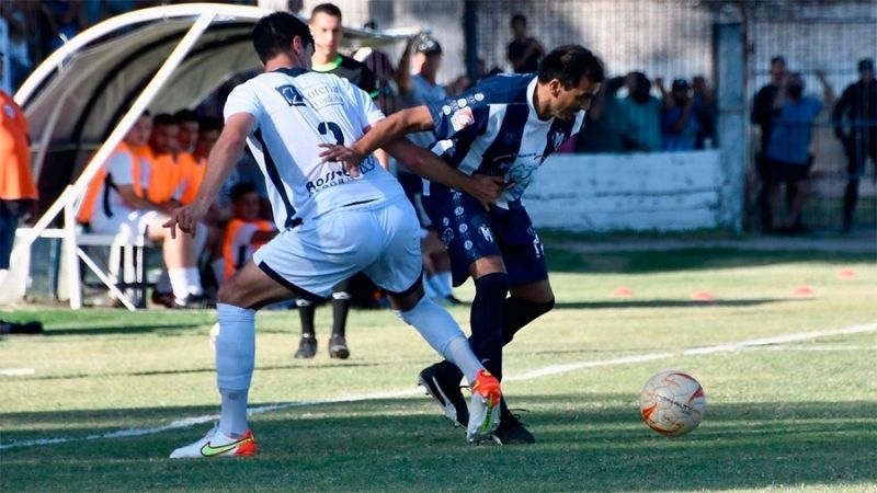 Junior eliminó por penales a Sarmiento de La Banda