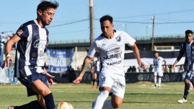 Junior eliminó por penales a Sarmiento de La Banda