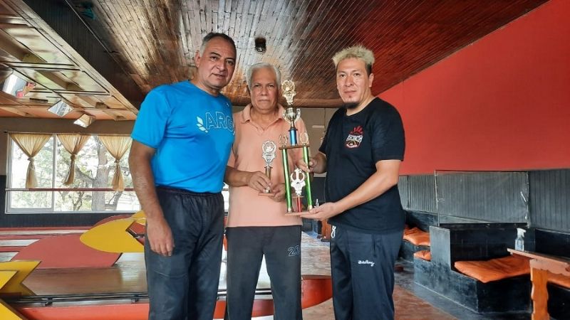 Herrera y Ovejero ganaron el primer torneo de Bowling