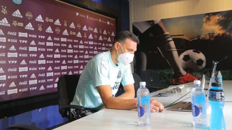 Scaloni no confirmó el equipo para jugar con Colombia