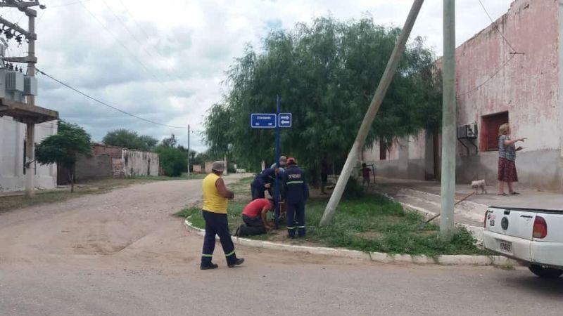 Cartelería con nombre de calles en La Guardia