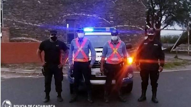 Policías le salvan la vida a una nena en Santa María