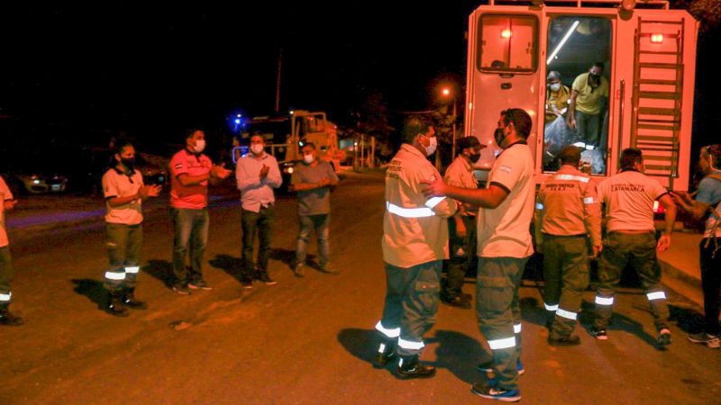 Brigadistas catamarqueños tras una dura misión en el sur