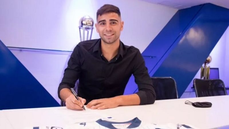 Lautaro Giannetti renovó su contrato con Vélez