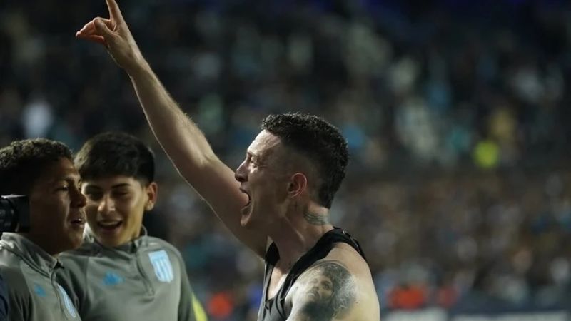 Golazo del “Colo” Moreno en triunfazo de Racing