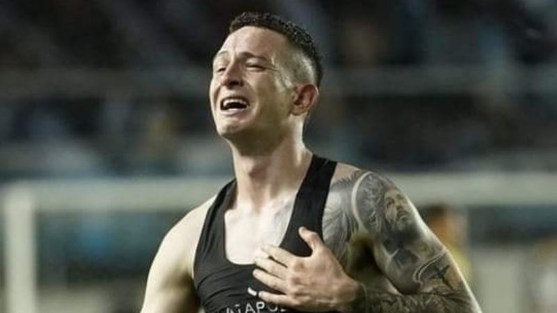 Golazo del “Colo” Moreno en triunfazo de Racing