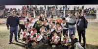 DEFENSORES DE ESQUIÚ, campeón en la categoría de Infantiles A.