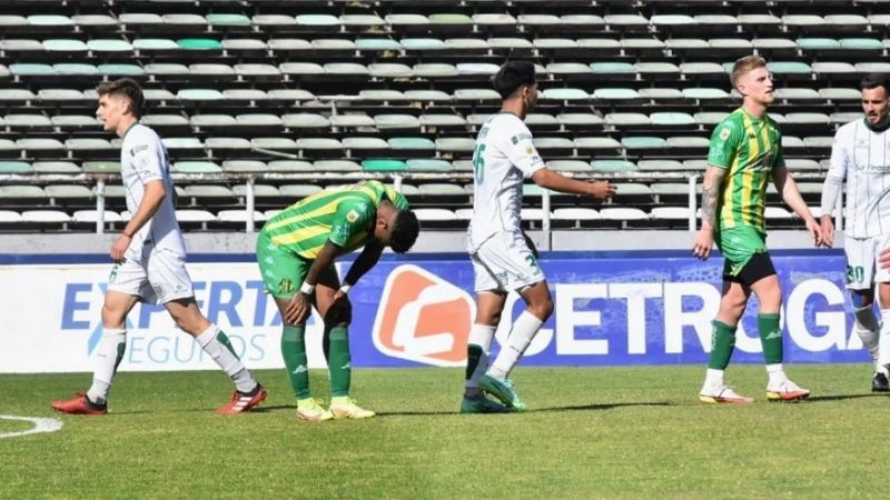 Aldosivi perdió con Banfield y descendió a la Primera Nacional
