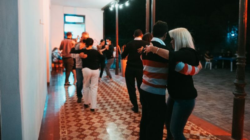 Este sábado hay milonga en el Patio de los Sabores del Predio Ferial