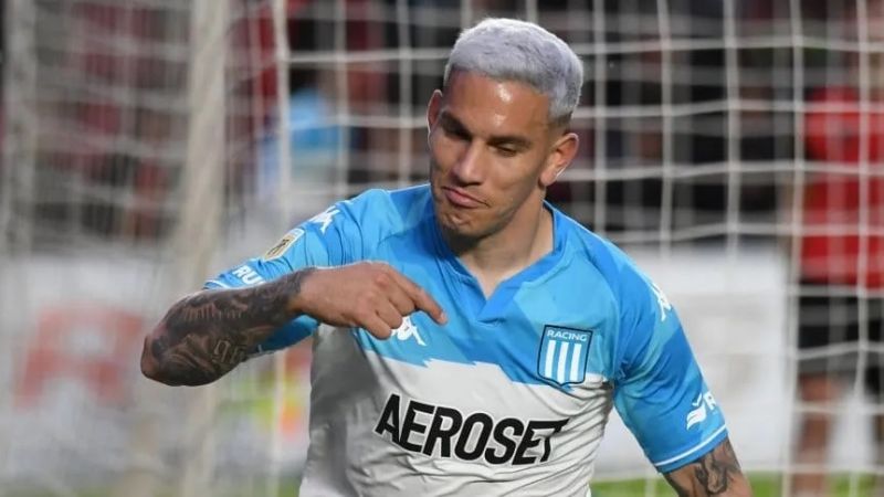 Racing derrotó a Colón y se ilusiona con la Liga