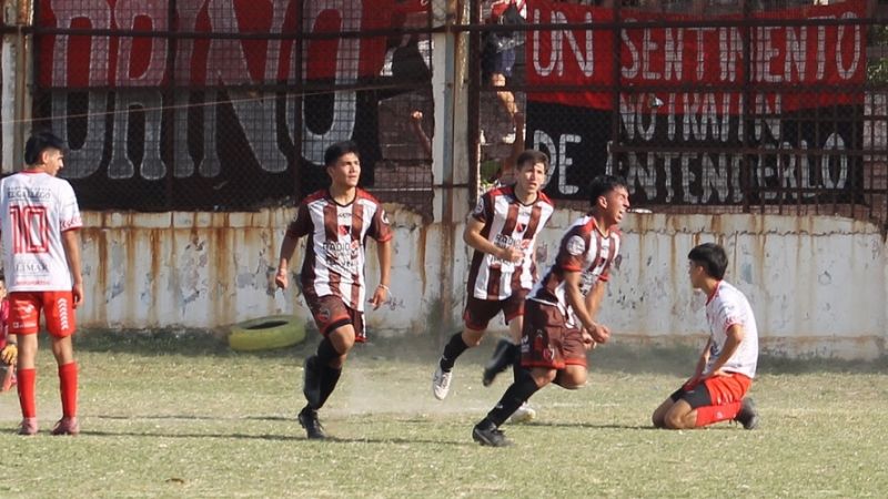 Defensores venció al “Rojito” y lidera la Zona Norte