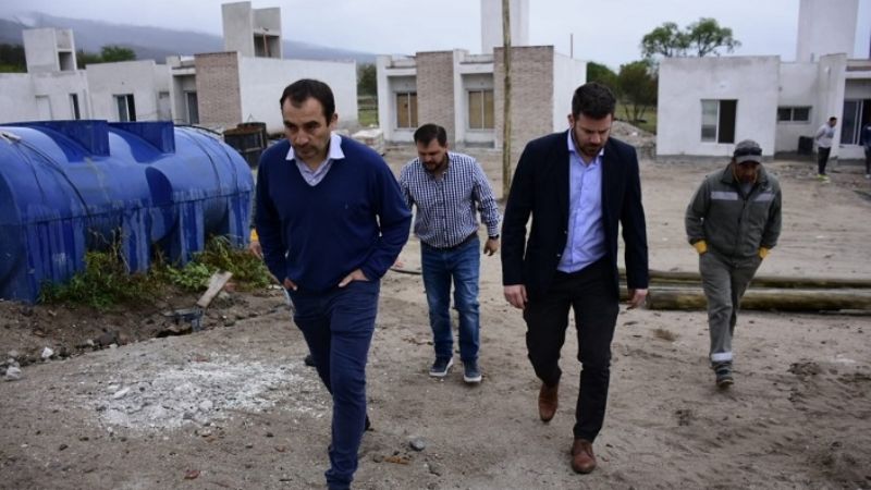 Recorren obra eléctrica en La Merced