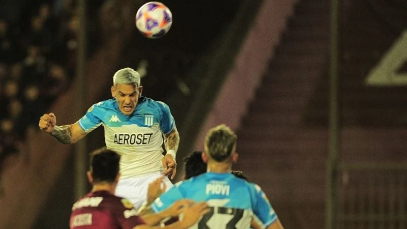 Racing venció a Lanús y es el nuevo líder de la Liga Profesional