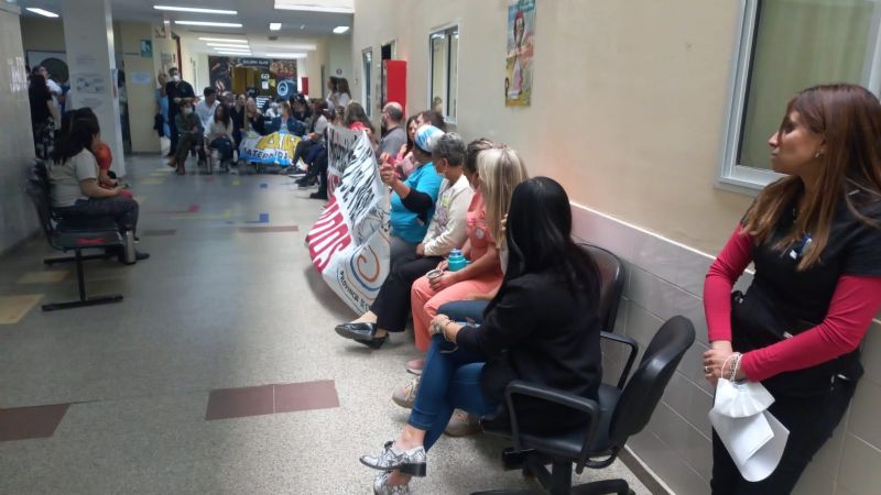 Los trabajadores de la salud no atenderán consultorios