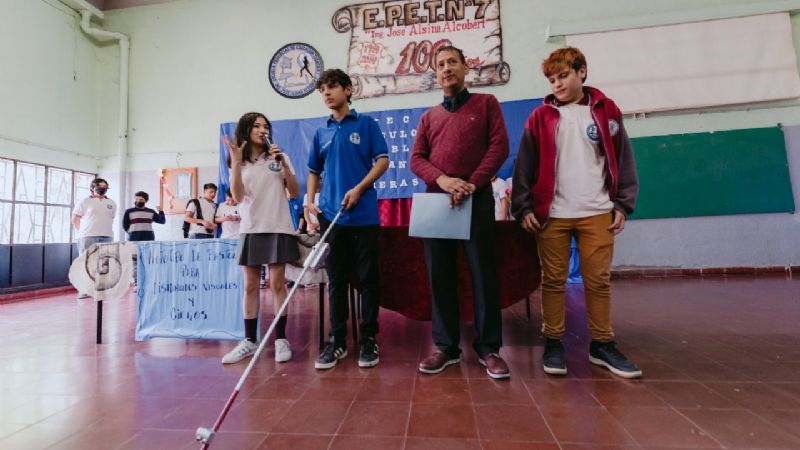 Reconocimiento para alumnos de 2º año de la EPET N°7