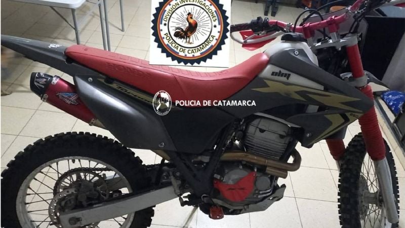 Recuperaron un celular y una moto
