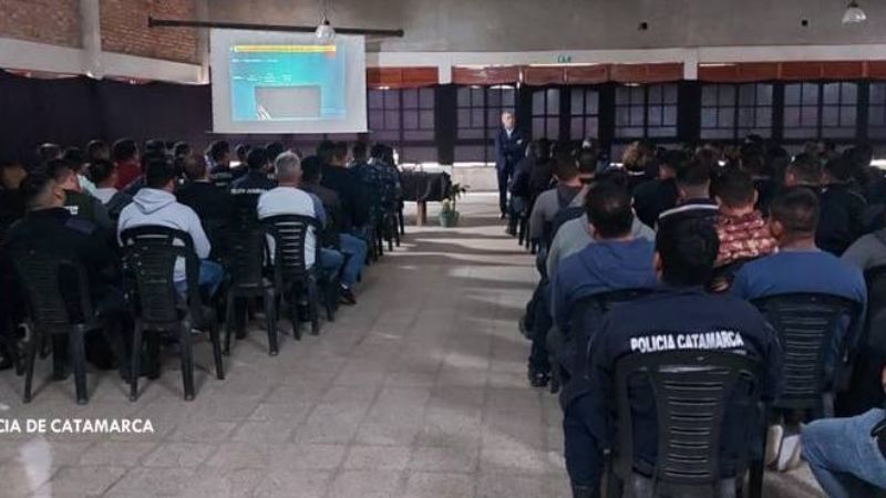Capacitaron a policías para actuar en casos de violencia de género