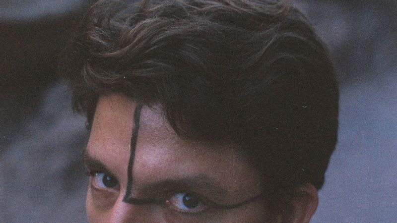 Gastón Fontenla presenta “Luno” en el Urbano Girardi