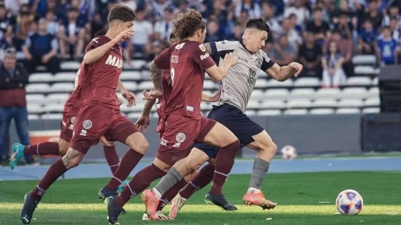 Boca le ganó a Vélez y es el único líder