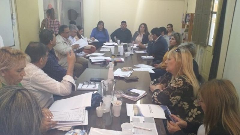 Educación y la Intersindical continúan analizando el anteproyecto de Decreto