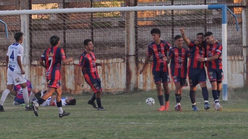 Goleadas de Coronel Daza y Obreros por el Clausura chacarero