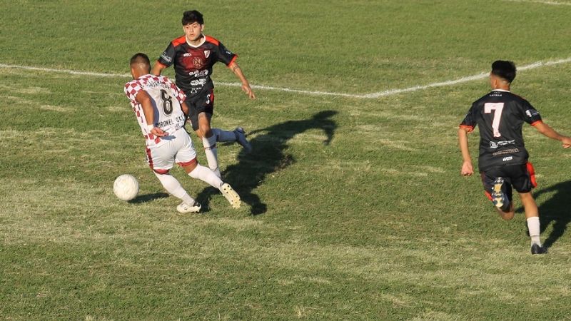 Goleadas de Coronel Daza y Obreros por el Clausura chacarero