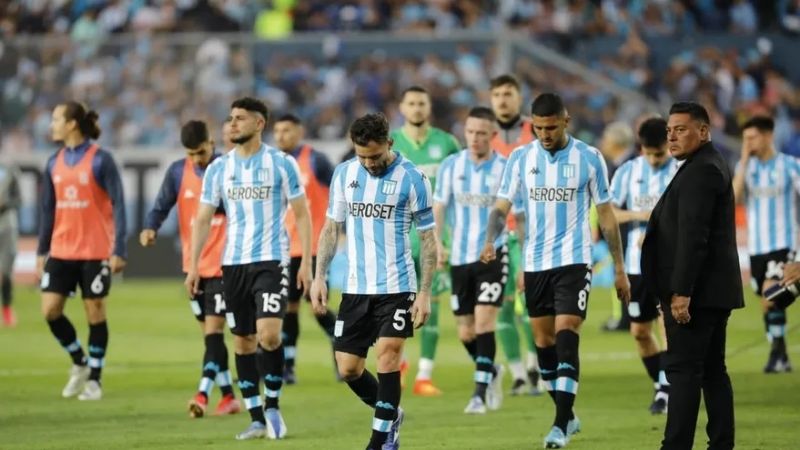River venció a Racing y ayudó a la consagración de Boca