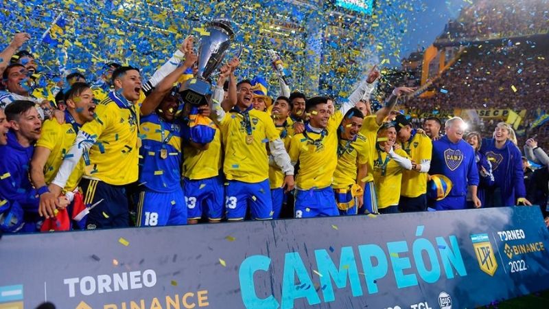 Boca campeón con “la mano” de River que venció a Racing