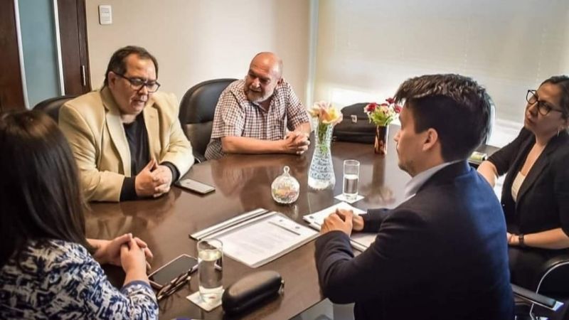 Económicas capacitará a empleados legislativos