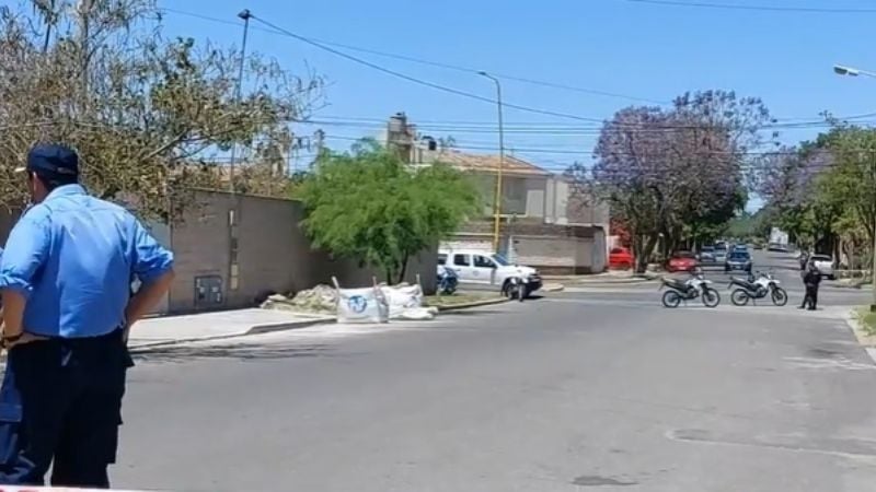 Investigan la muerte de una mujer