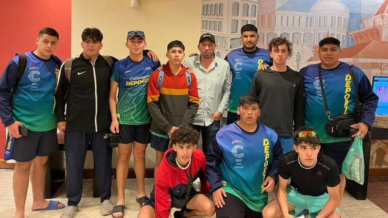 El secretario de Deportes con la delegación catamarqueña