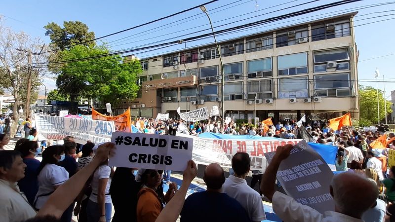 Masiva marcha de la salud