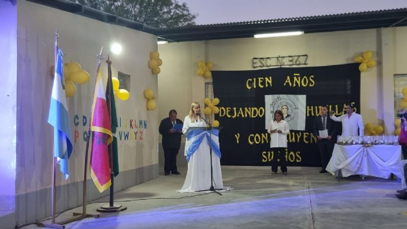 La Escuela N°367 "Midemia Taire de Taire" de Santa Cruz celebró su centenario