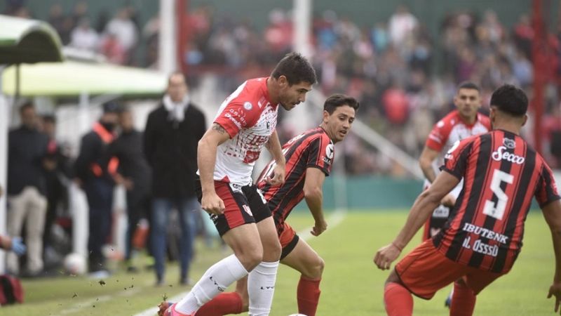 Def. de Belgrano-Instituto, la otra “semi” por el 2do. ascenso