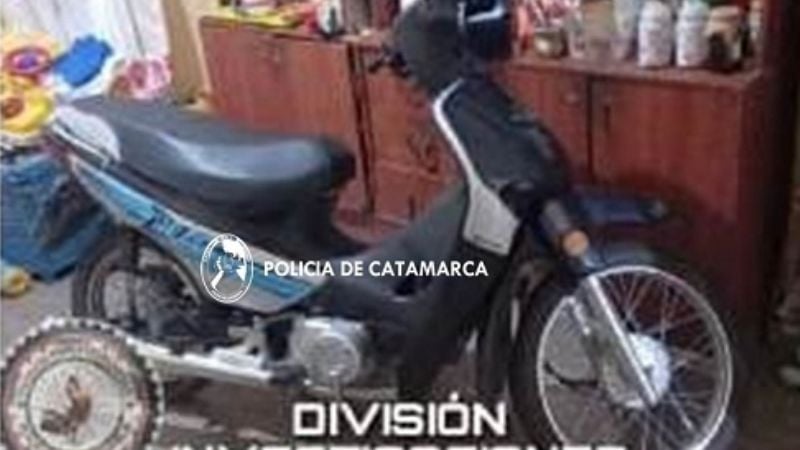 Le robaron, contactó al ladrón por Facebook y recuperó todo