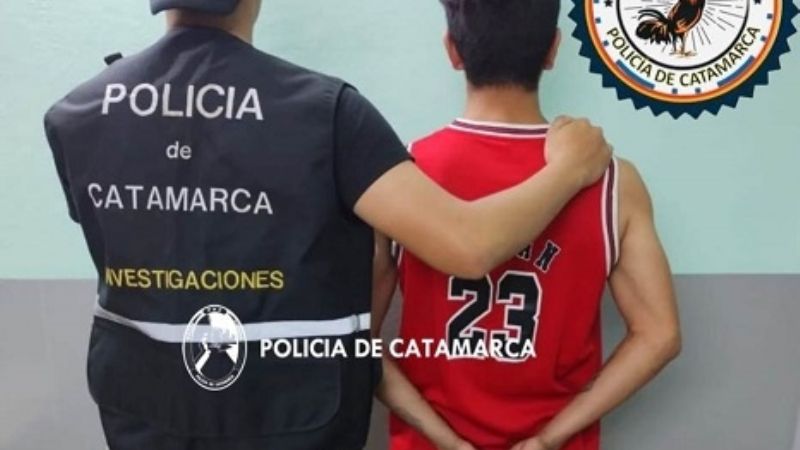 Le robaron, contactó al ladrón por Facebook y recuperó todo