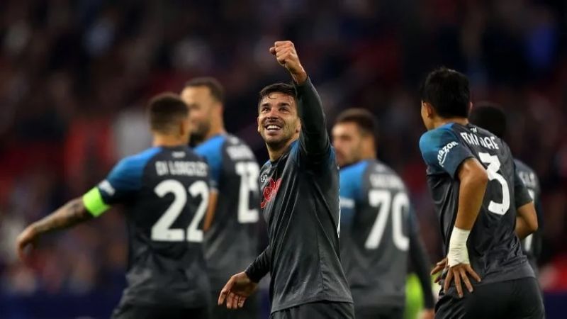 Triunfos del Napoli e Inter en la Champions League
