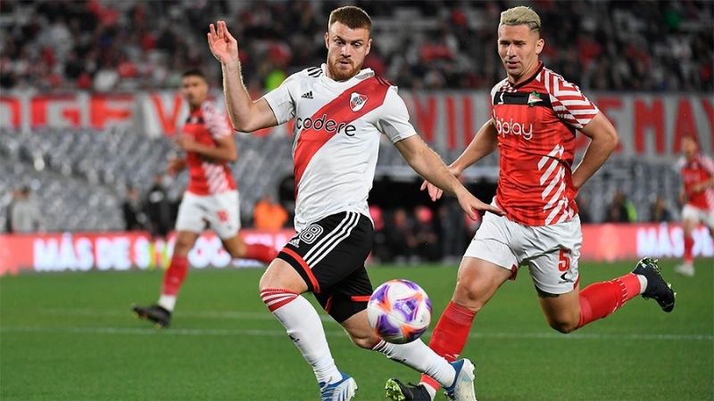 River goleó y espera; el “Ferro” se aseguró la permanencia
