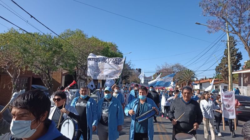 Masiva marcha de la salud