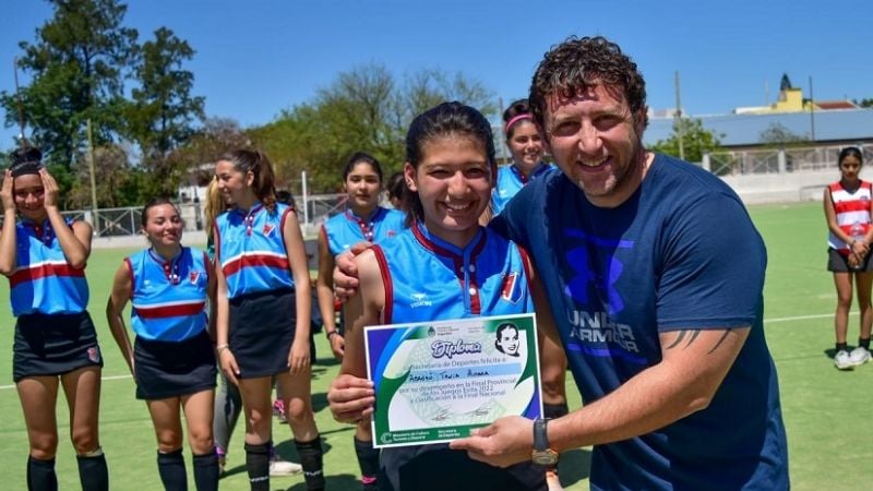 Valle Viejo y Capayán, representarán al Hockey Femenino