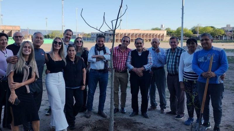 Homenaje al “Gringo” Ávalos en Defensores del Norte