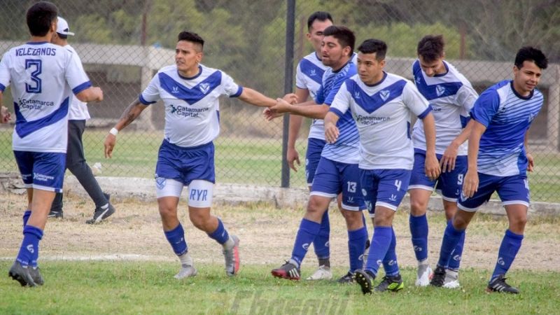 Vélez le ganó a Salta y es el único líder en la Capital