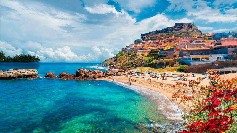 La isla paradisíaca de Italia que ofrece 15.000 euros para quienes se muden a vivir