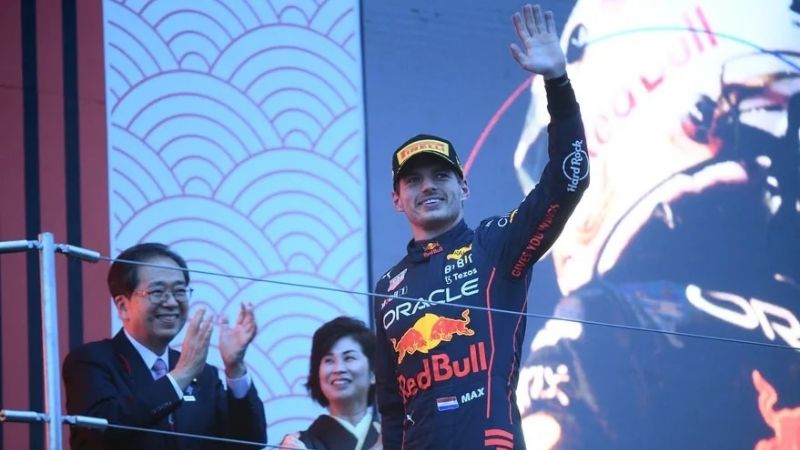 Verstappen ganó el GP de Japón y se coronó bicampeón